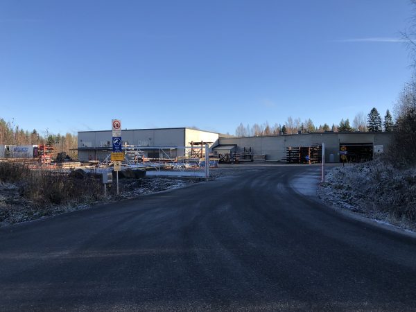 Yritystie 1, Keuruu